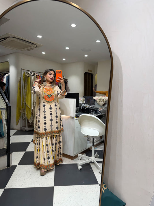 “SAINA” - CREPE THREE PIECE SET